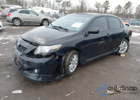 2010 Toyota Corolla S z USA, uszkodzony, nr VIN 2T1BU4EE6AC477368